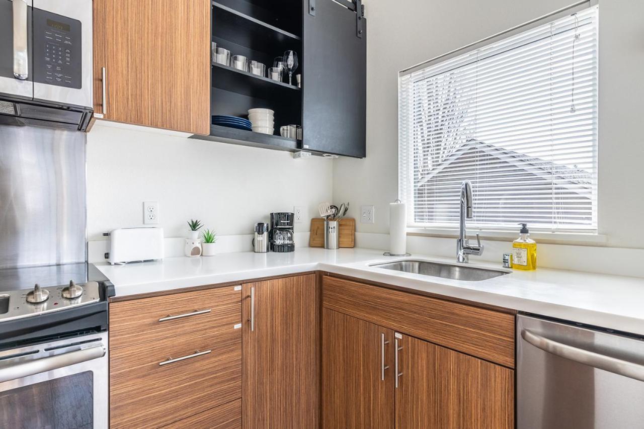 Close Downtown Modern Apartment - Pet Friendly, Wifi, Rooftop Views Seattle Exterior foto